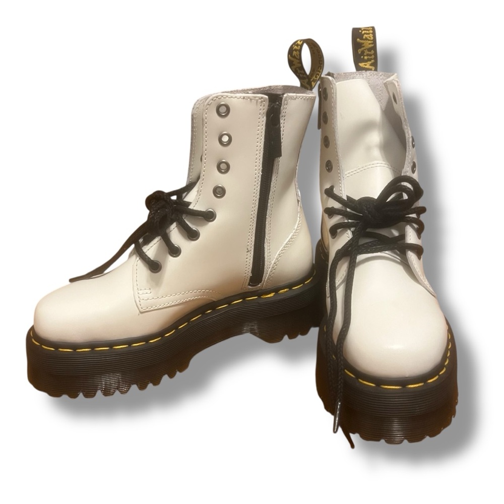 Dr. Marten White Platform Jadon Boots NWOT